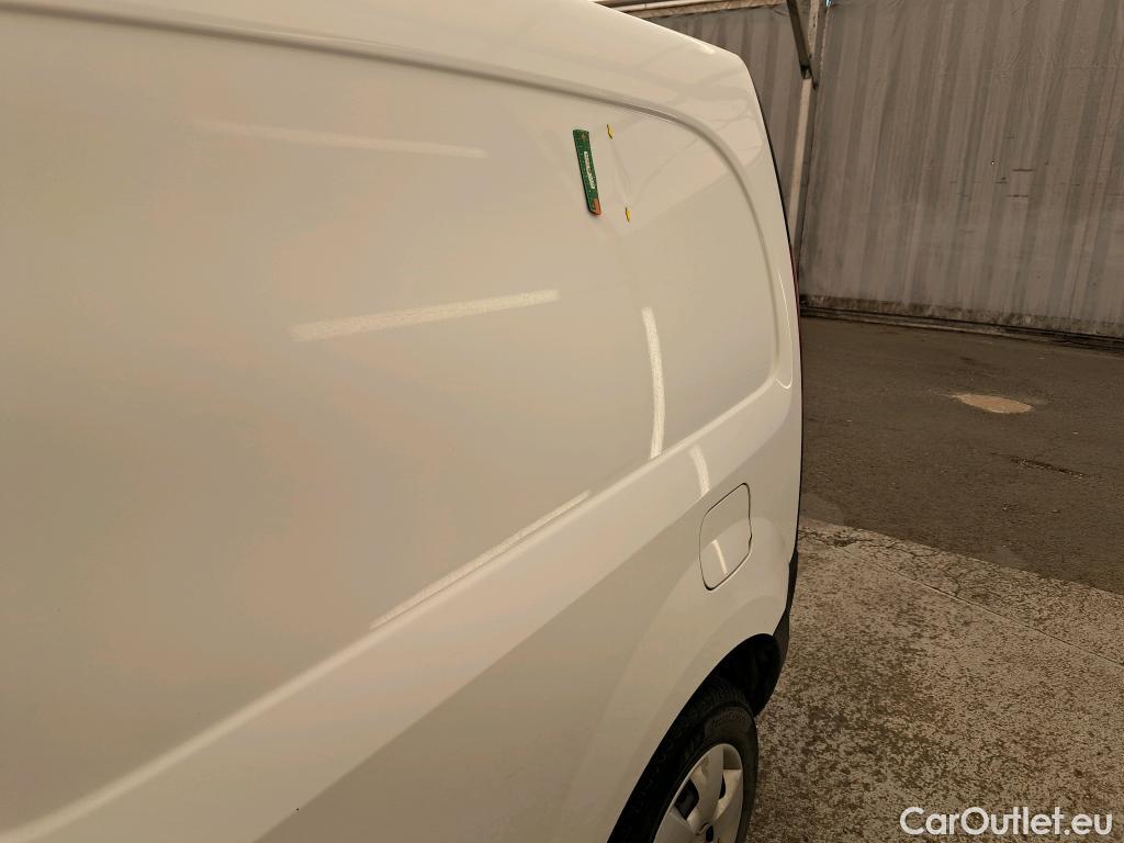  Renault  Kangoo RENAULT  Express / 2013 / 4P / Fourgonnette Extra R-Link dCi 90 #26