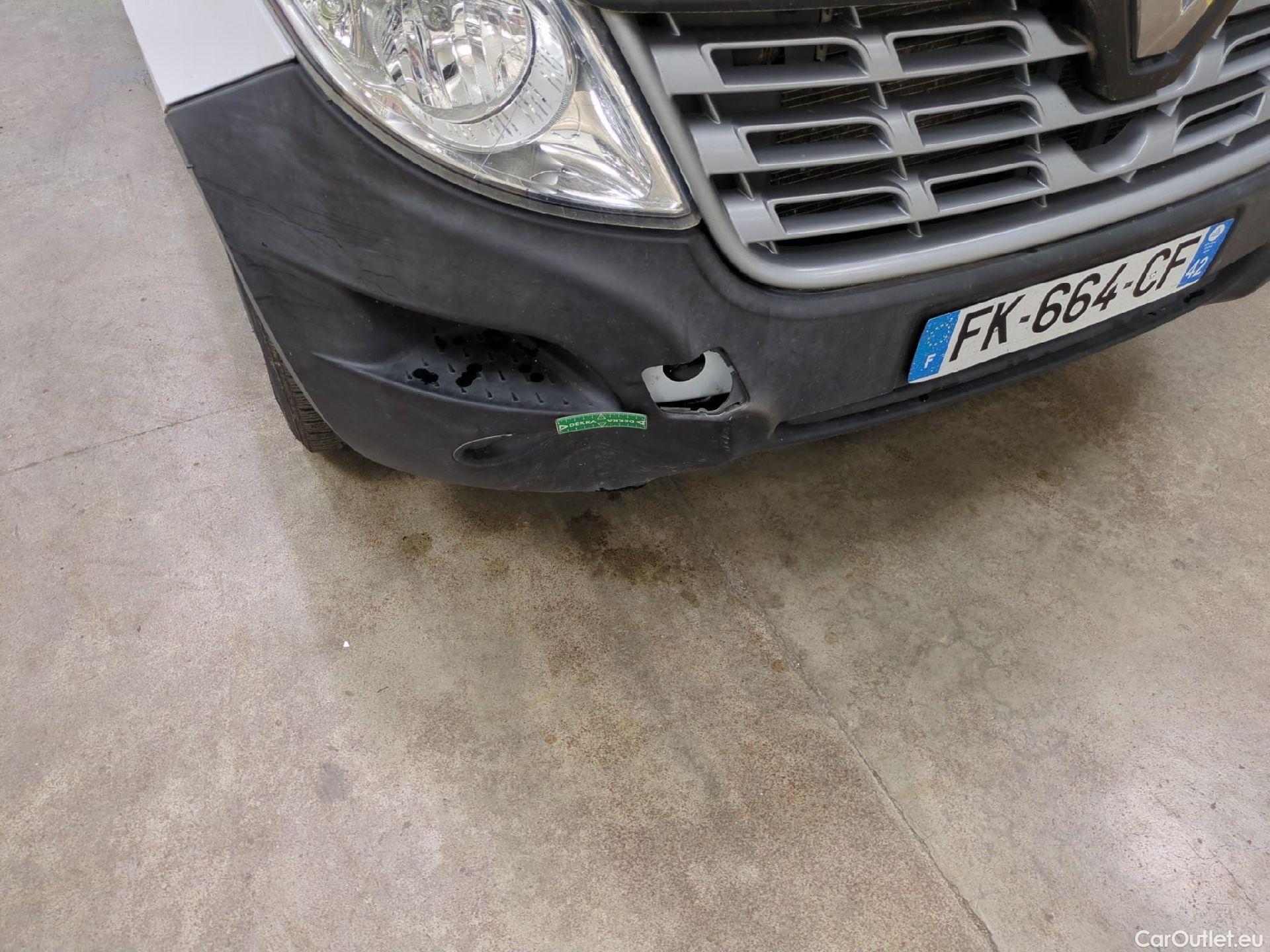  Renault  Master RENAULT  VU 4p Fourgon FG GCf Trac F3500 L2H2 Energy dCi 145 E6 #39