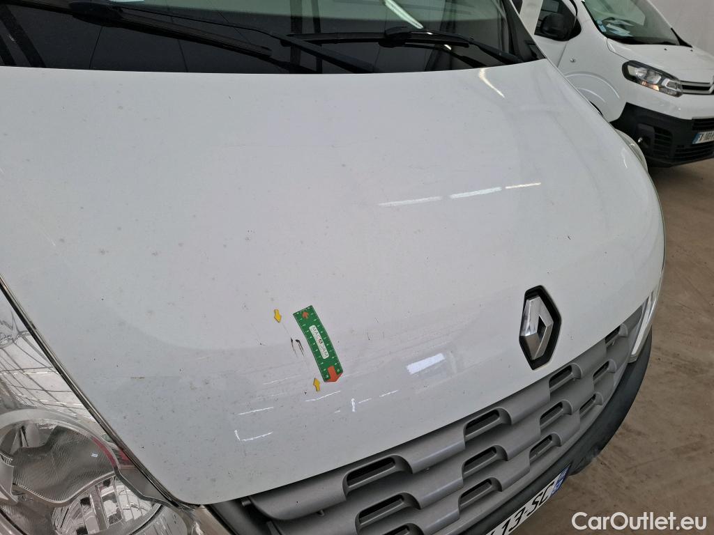  Renault  Master RENAULT  VU 4p Fourgon CA GC F3500 L2H2 dCi 125 #33