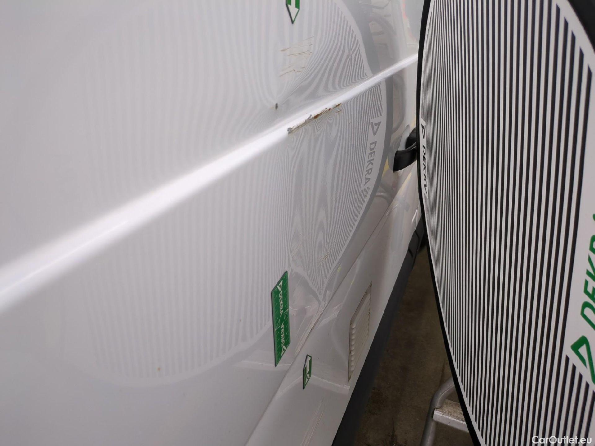  Renault  Master RENAULT  VU 4p Fourgon FG GCf Trac F3500 L2H2 Energy dCi 145 E6 #19