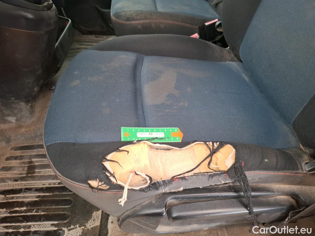  Renault  Master RENAULT  VU 4p Fourgon CA GC F3500 L2H2 dCi 125 #12