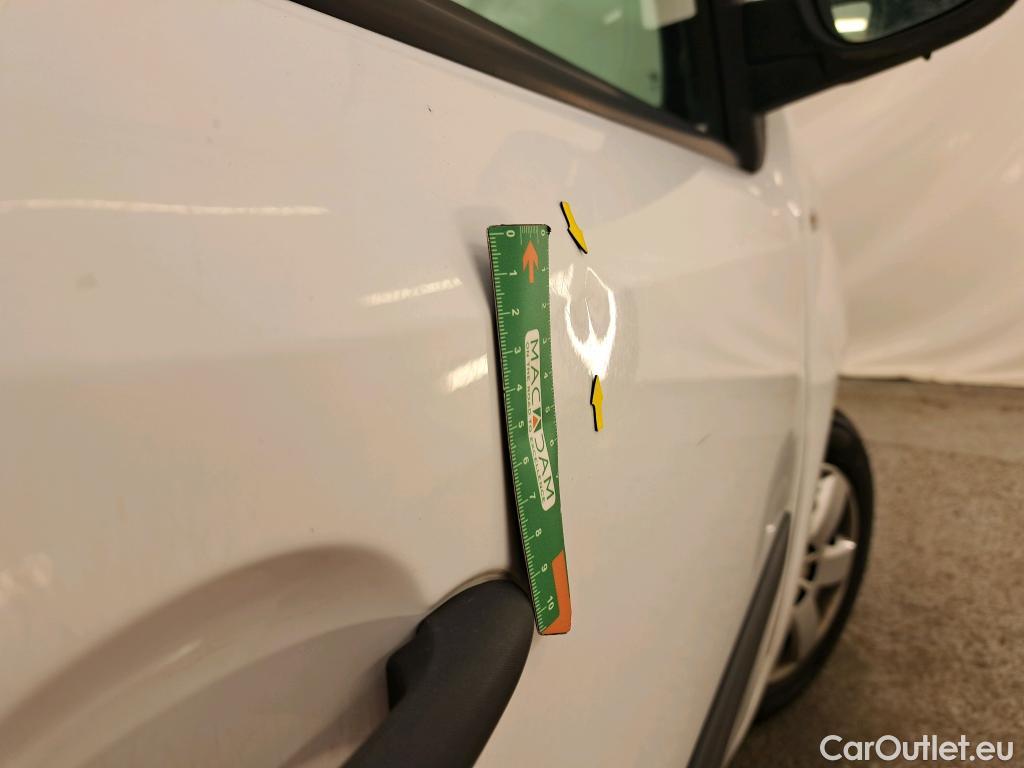  Renault  Kangoo RENAULT  Express / 2013 / 4P / Fourgonnette Extra R-Link dCi 90 #30
