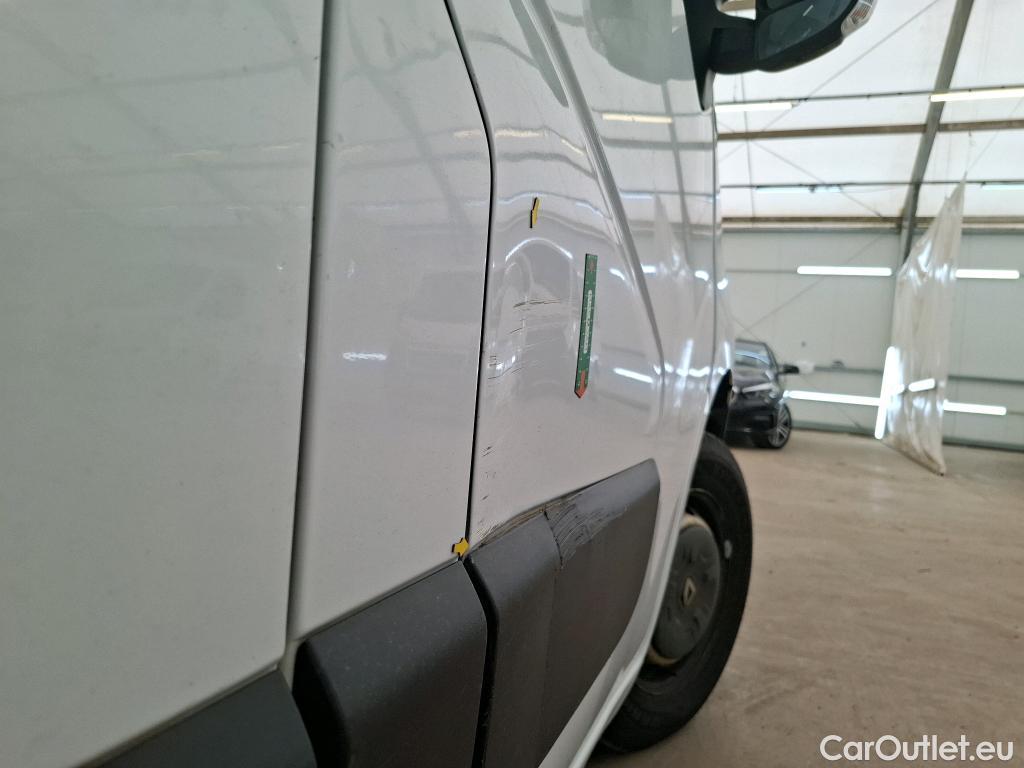  Renault  Master RENAULT  VU 4p Fourgon CA GC F3500 L2H2 dCi 125 #11