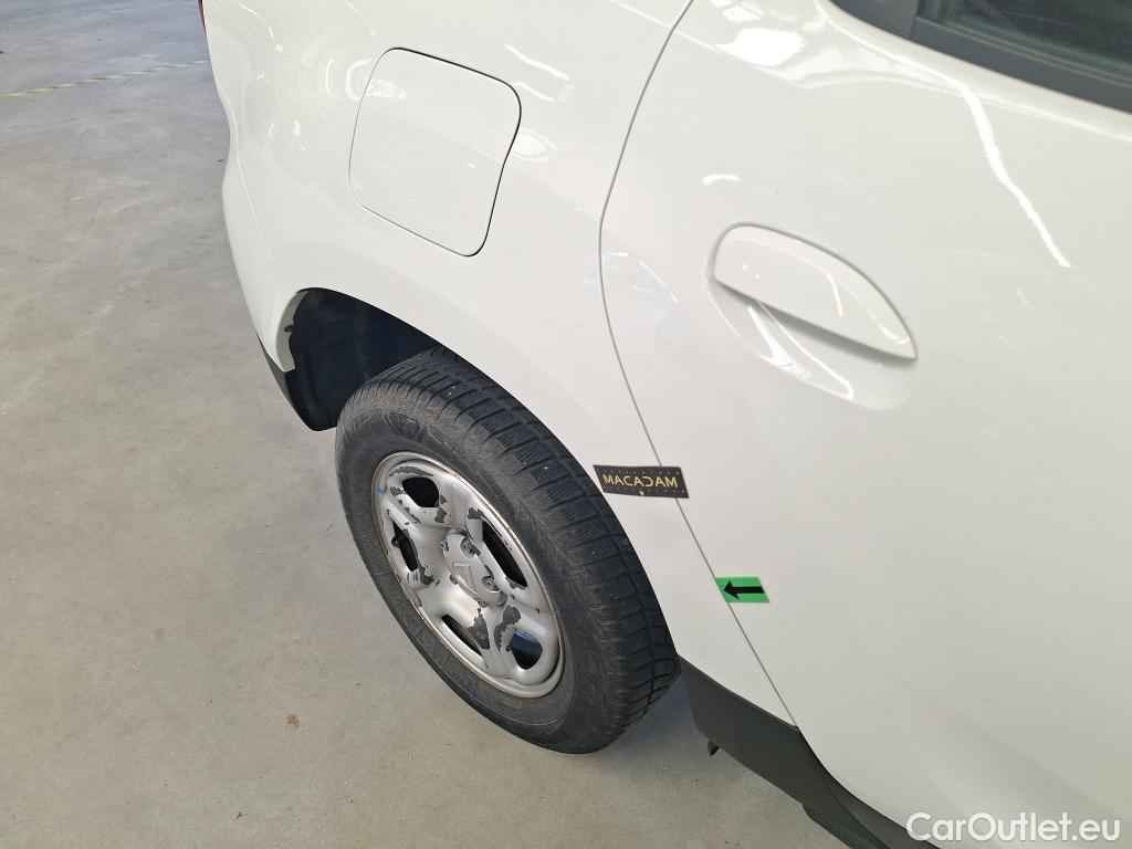  Dacia  Duster 1.5 Blue dCi 115CP Comfort 4WD #7