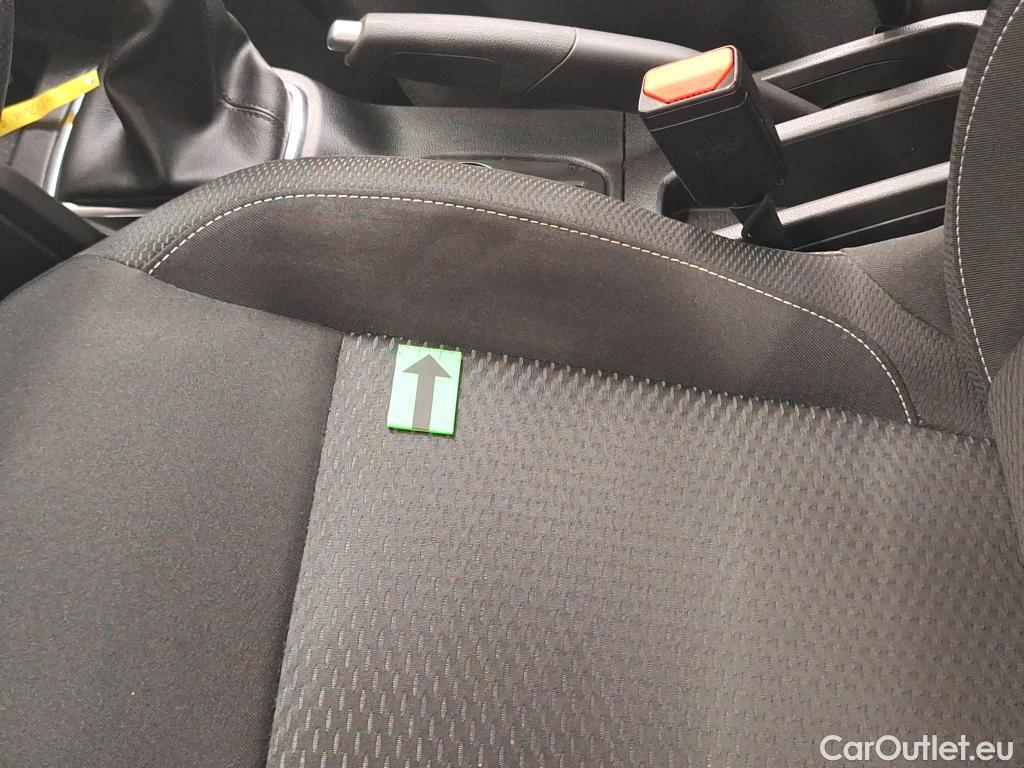  Dacia  Duster 1.5 Blue dCi 115CP Comfort 4WD #14