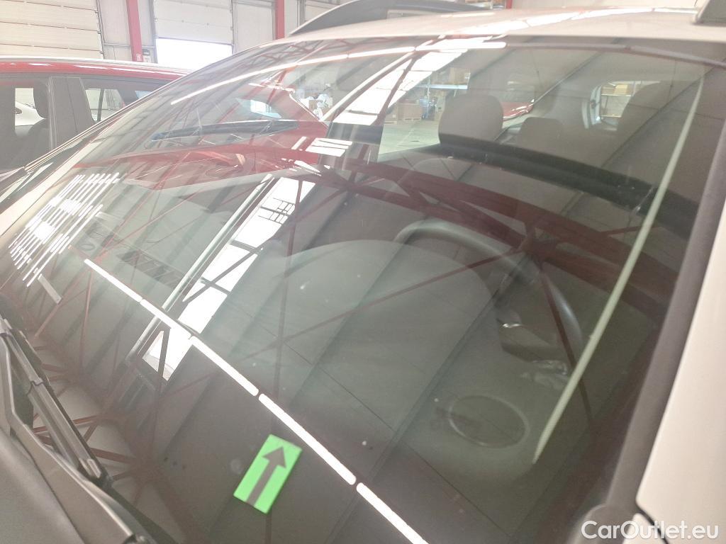  Dacia  Duster 1.5 Blue dCi 115CP Comfort 4WD #3