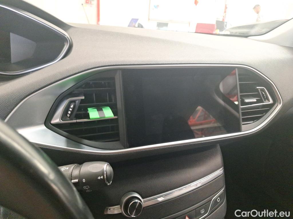  Peugeot  308 1.5 BlueHDi 130CP FAP Active EAT8 STT #15