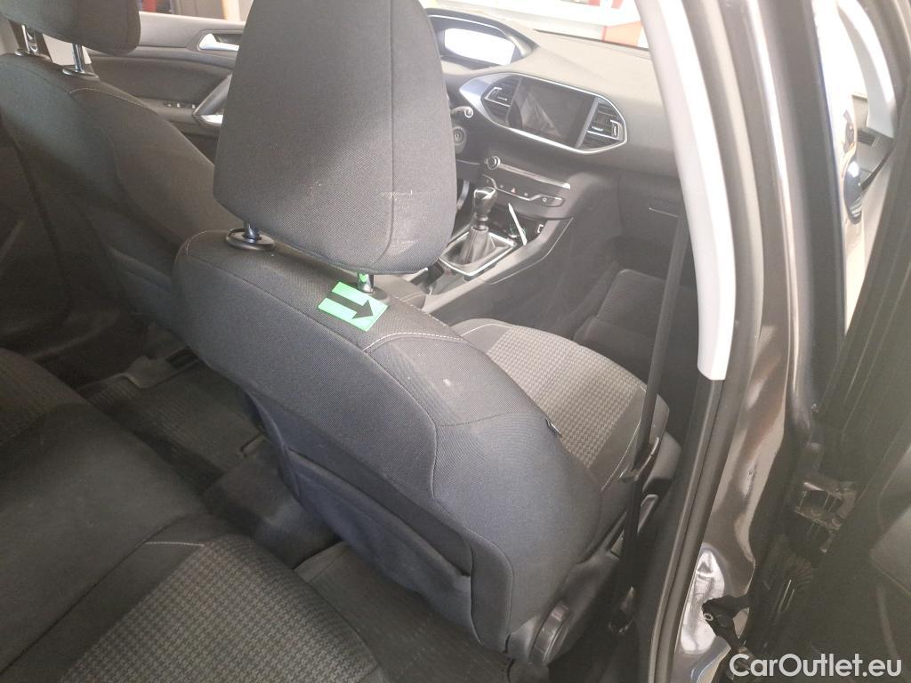  Peugeot  308 1.5 BlueHDi 130CP FAP Active EAT8 STT #35