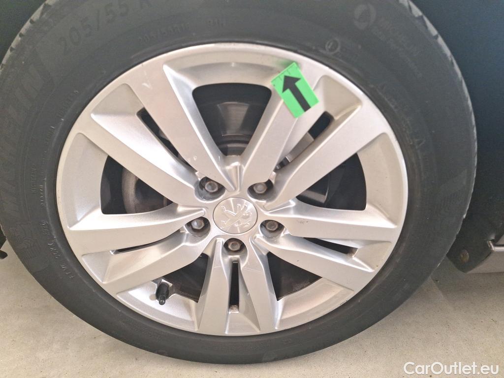  Peugeot  308 1.5 BlueHDi 130CP FAP Active EAT8 STT #15