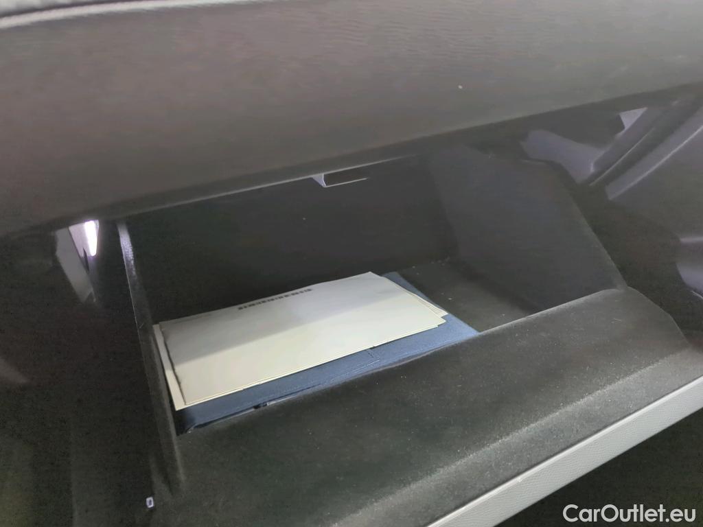  Peugeot  508 2.0 BlueHDI 180CP Allure Auto #22