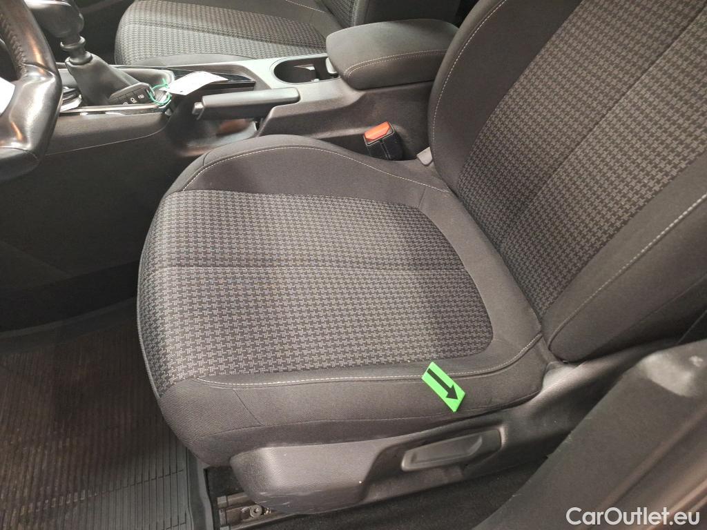  Peugeot  308 1.5 BlueHDi 130CP FAP Active EAT8 STT #21