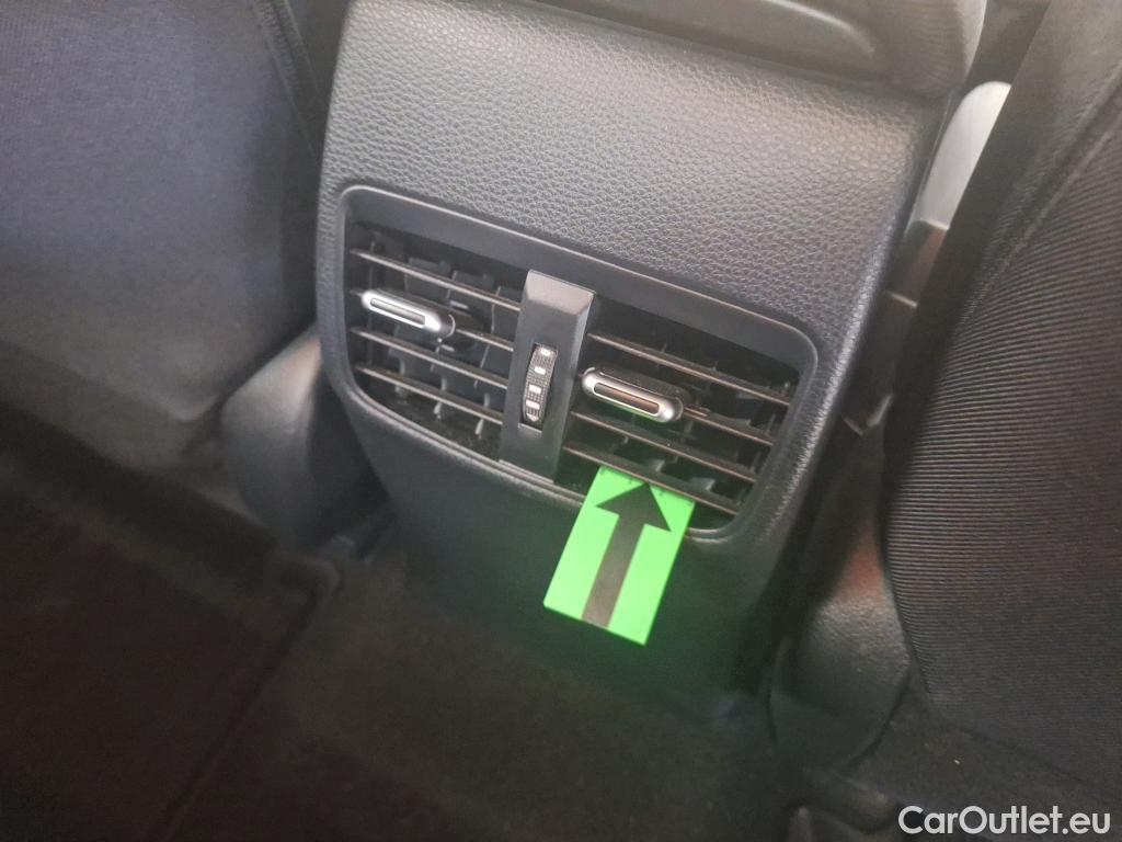  Toyota  Corolla 1.8 Hybrid Dynamic HSD E-CVT #6