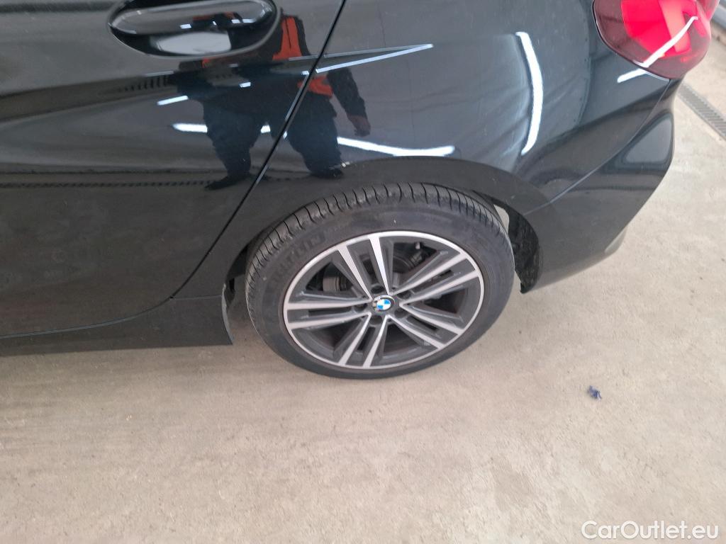  Bmw  Serie 1 BMW Série 1 5p Berline 116d BVA8 Business Design #32