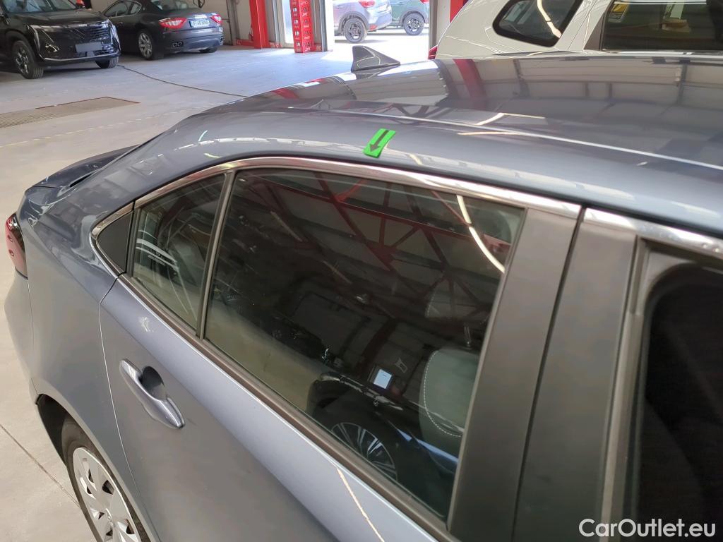  Toyota  Corolla 1.8 Hybrid Business HSD E-CVT #17