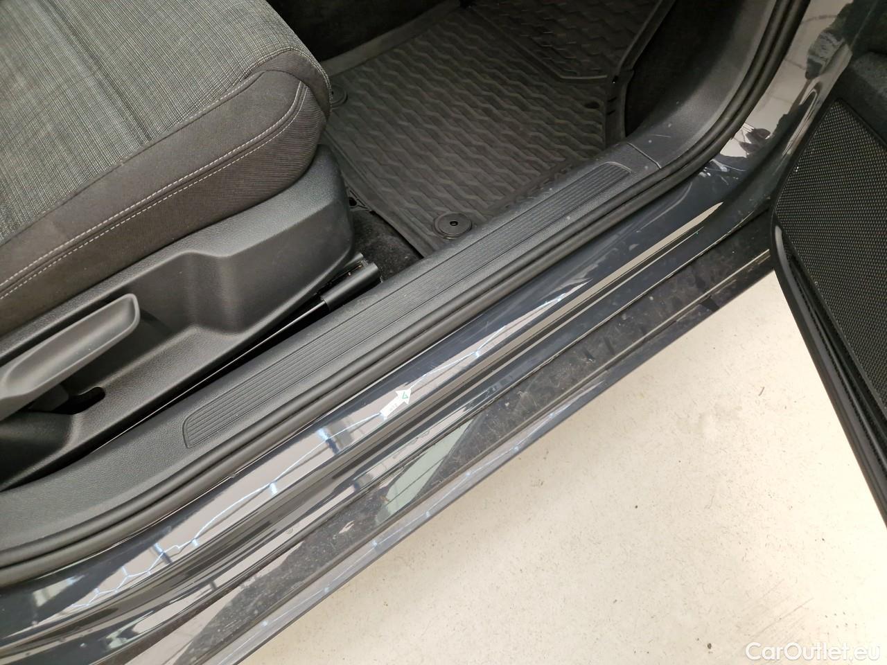  Volkswagen  Passat Comfortline 2.0 TDI DSG 150 CP #37