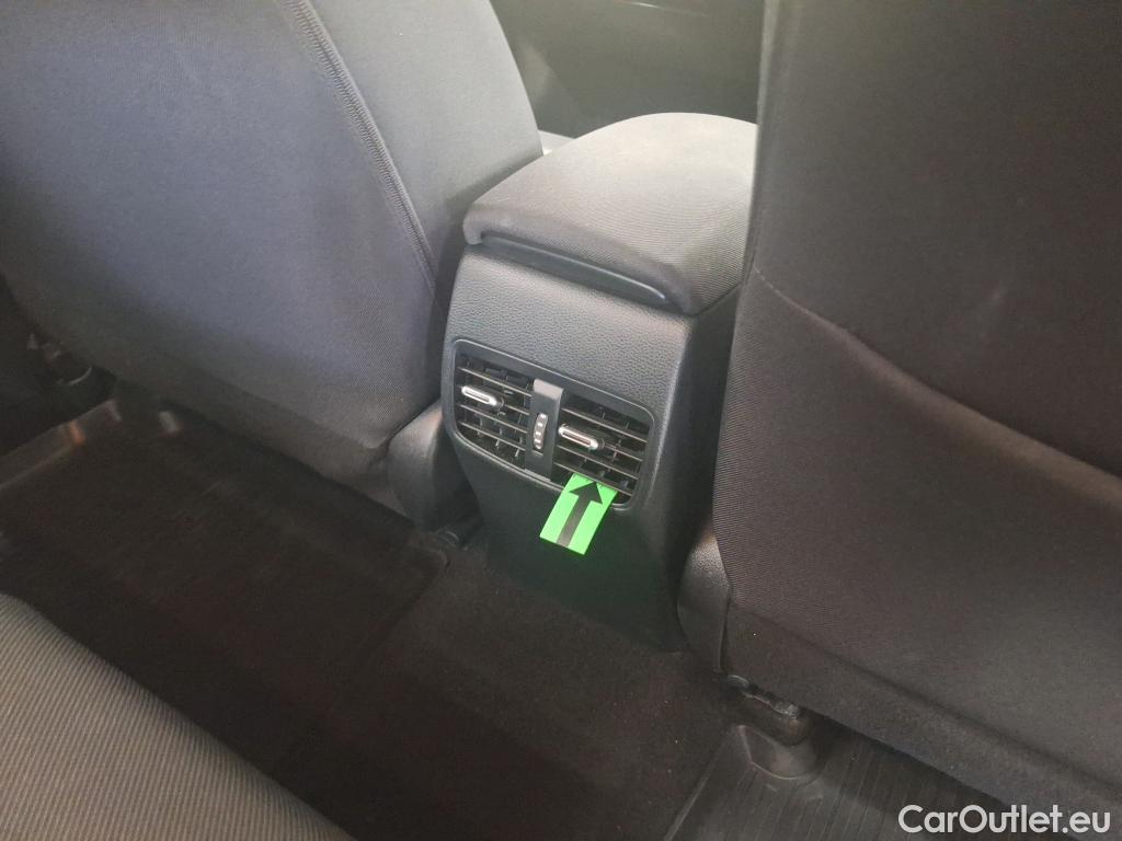  Toyota  Corolla 1.8 Hybrid Dynamic HSD E-CVT #5