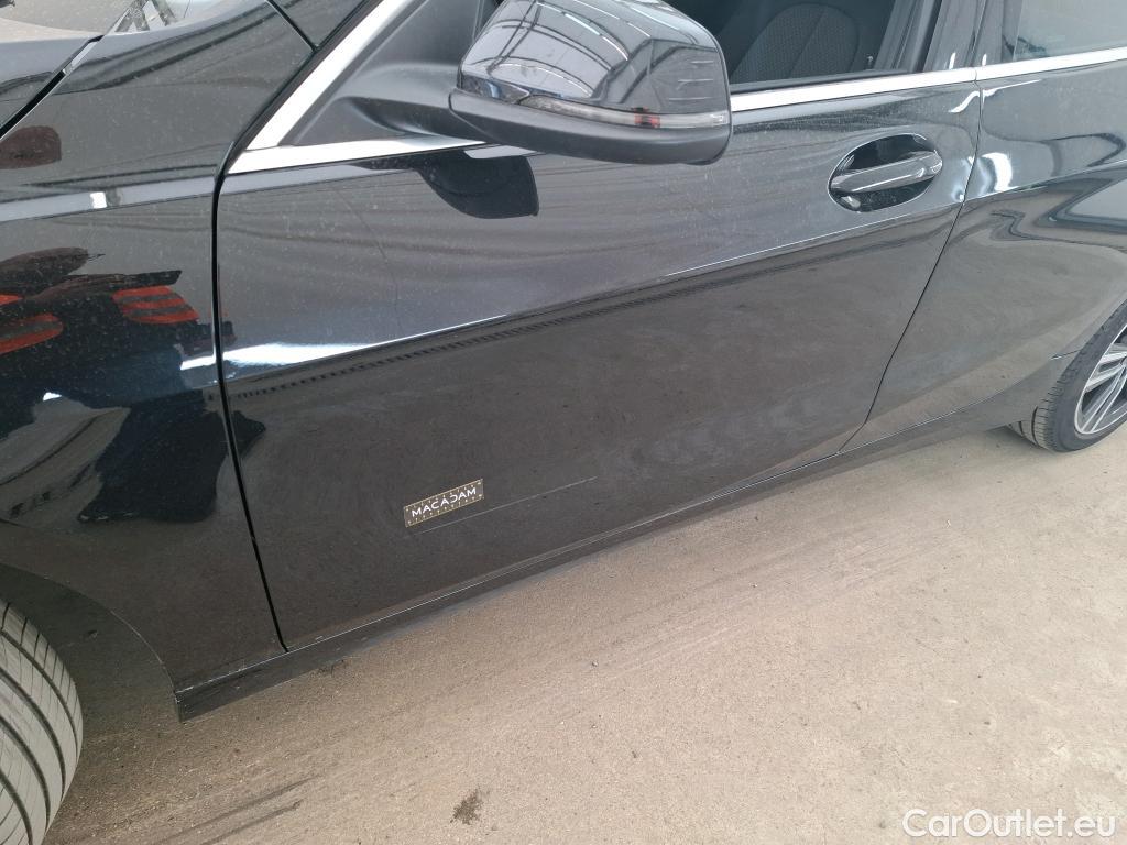  Bmw  Serie 1 BMW Série 1 5p Berline 116d BVA8 Business Design #36