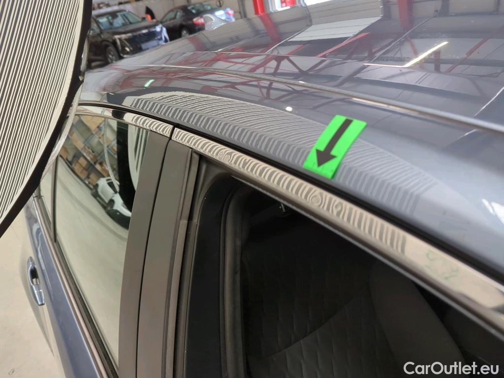  Toyota  Corolla 1.8 Hybrid Business HSD E-CVT #12