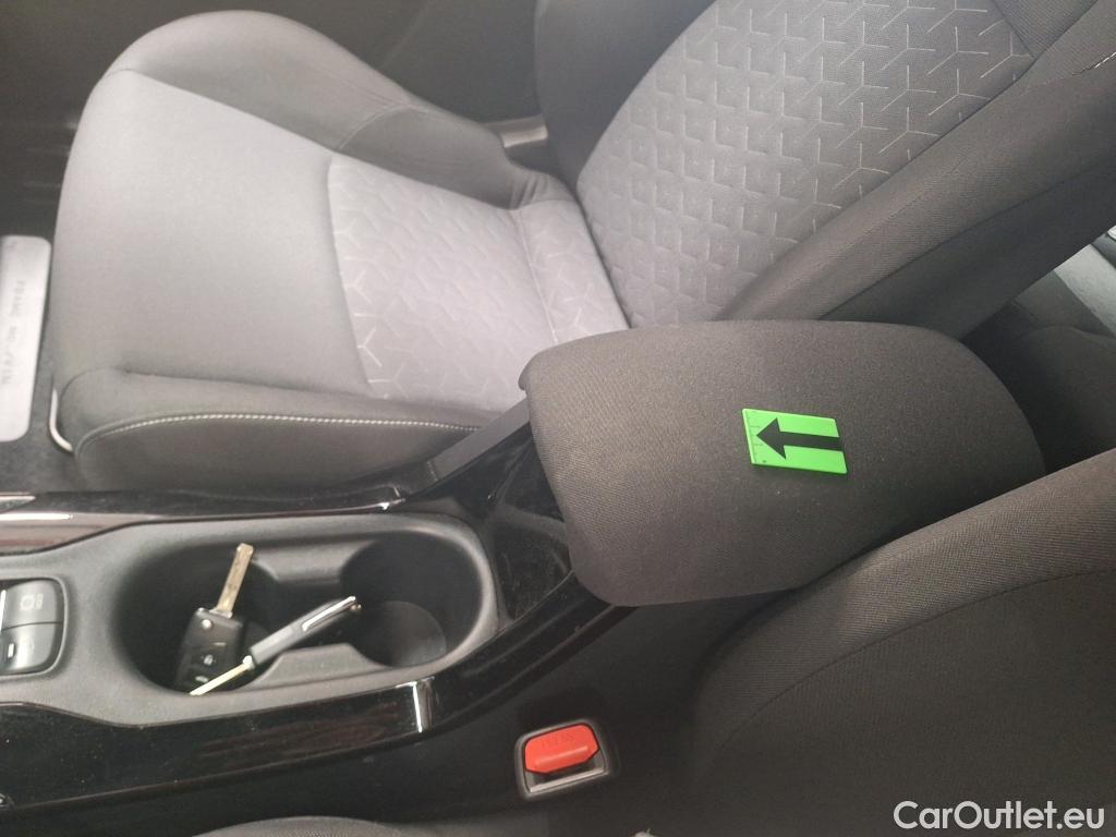  Toyota  Corolla 1.2 Turbo Dynamic #27