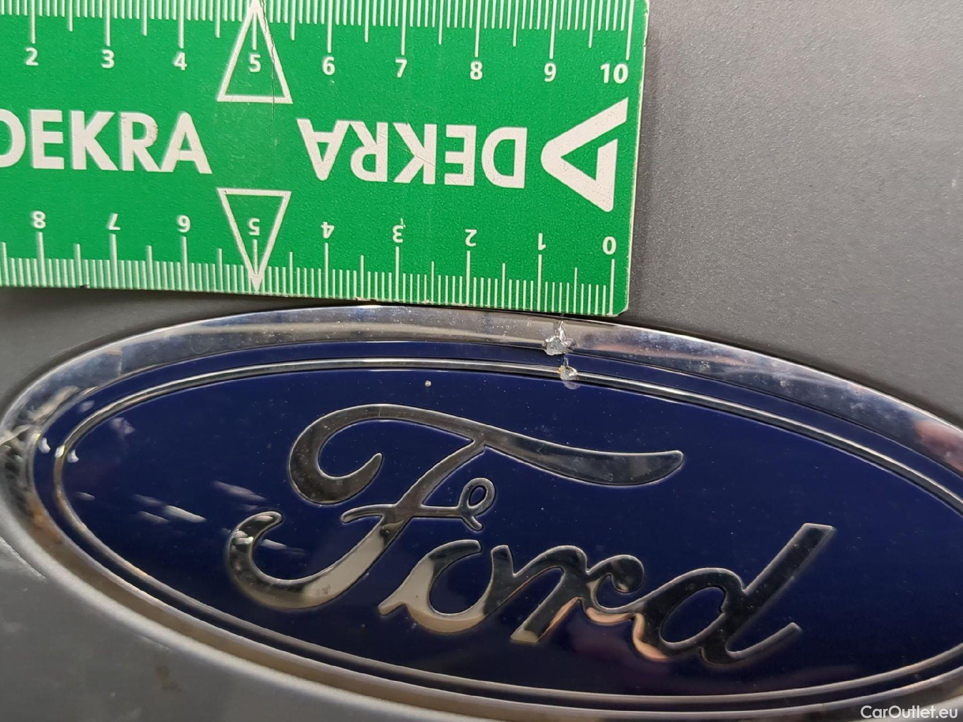  Ford  Kuga Ford  5p SUV 1.5 Flexifuel-E85 150ch 4x2 St-Line #9