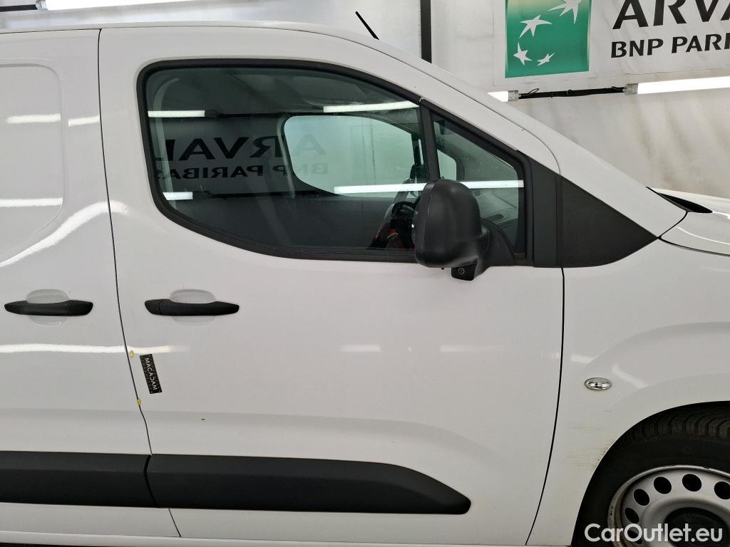  Citroen  Berlingo CITROEN  VU 4p Fourgonnette M 1.0t BlueHDi 100 SandS BVM Driver #8