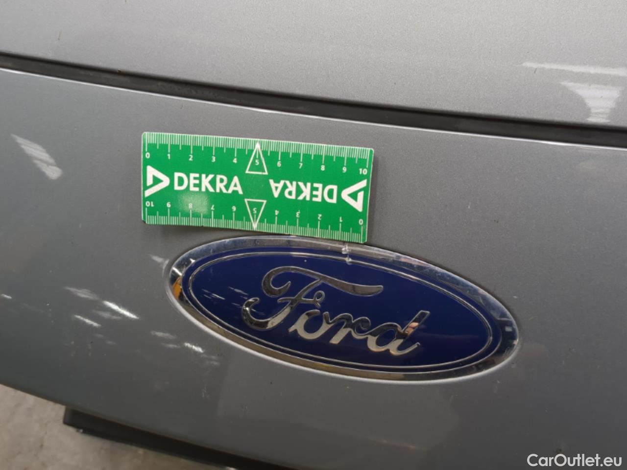  Ford  Kuga Ford  5p SUV 1.5 Flexifuel-E85 150ch 4x2 St-Line #10