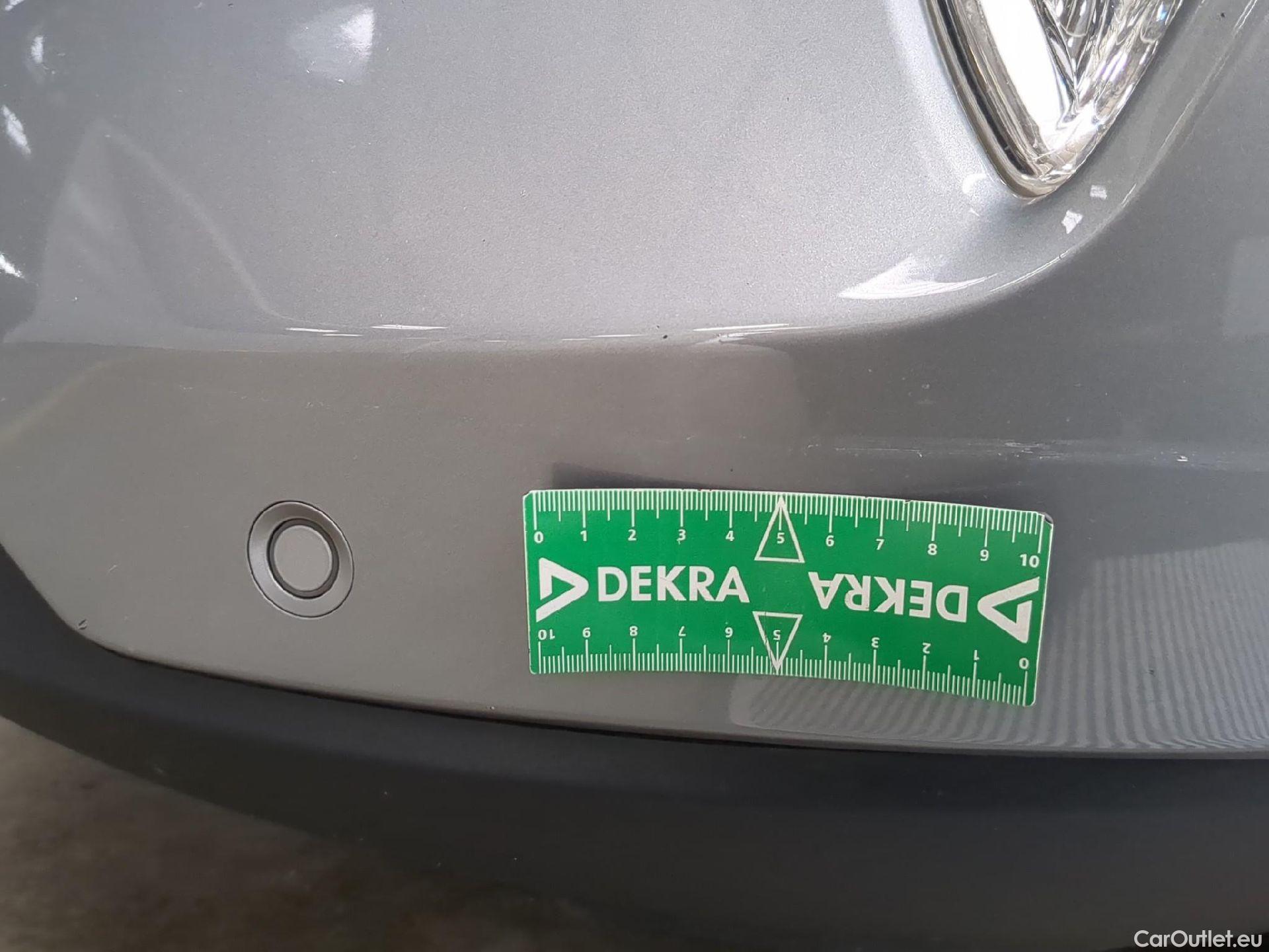  Ford  Kuga Ford  5p SUV 1.5 Flexifuel-E85 150ch 4x2 St-Line #8