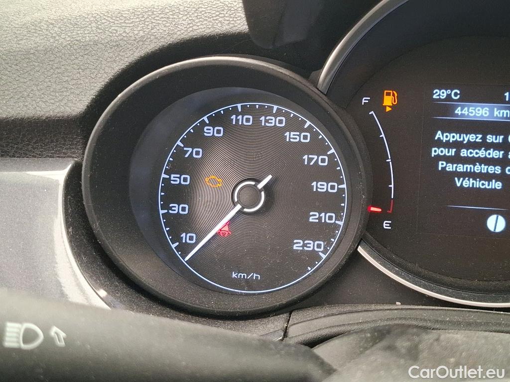  Fiat  500 X City Cross 1.6 MultiJet 120CV BVM6 E6dT #24