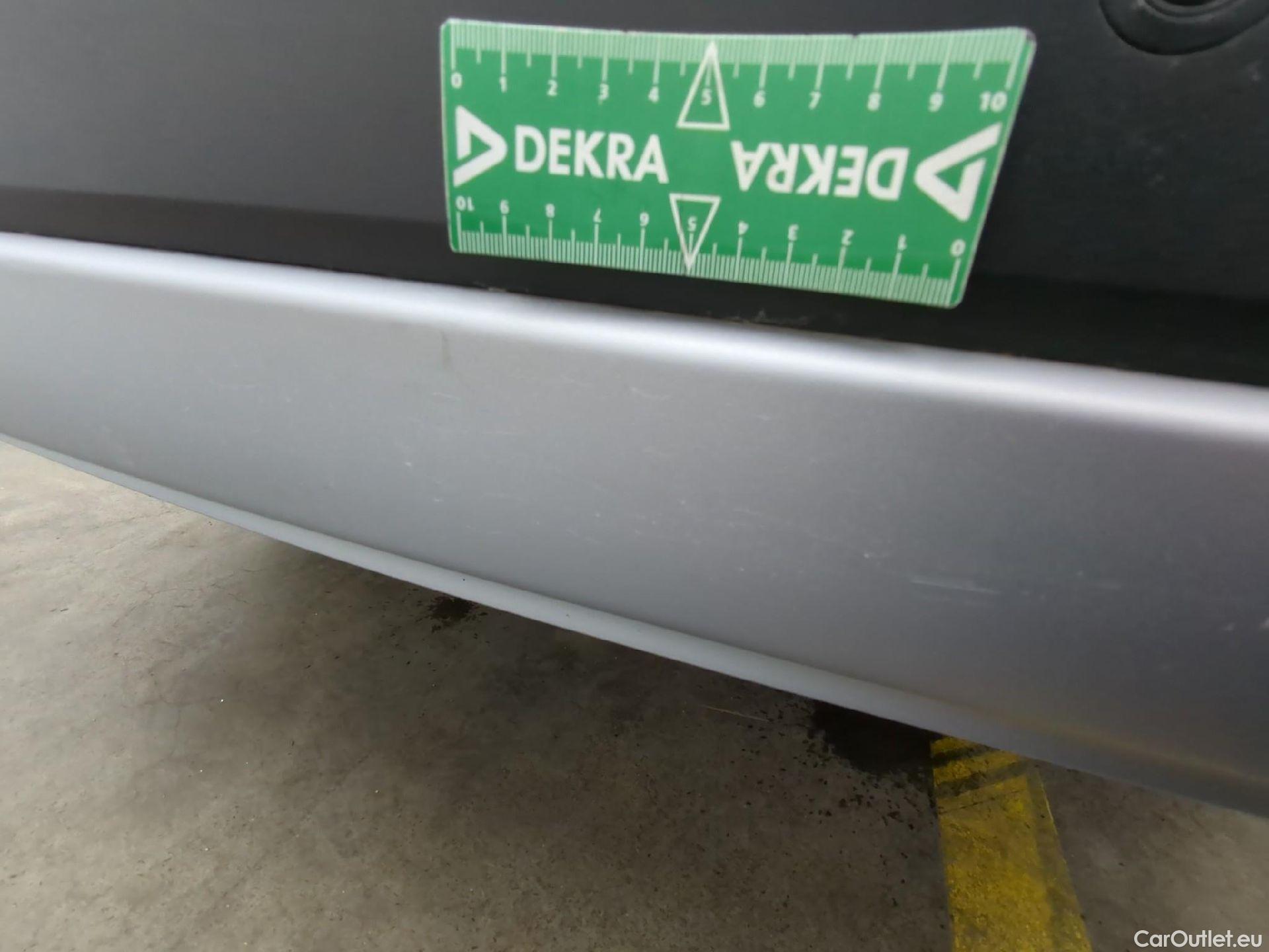  Ford  Kuga Ford  5p SUV 1.5 Flexifuel-E85 150ch 4x2 St-Line #17