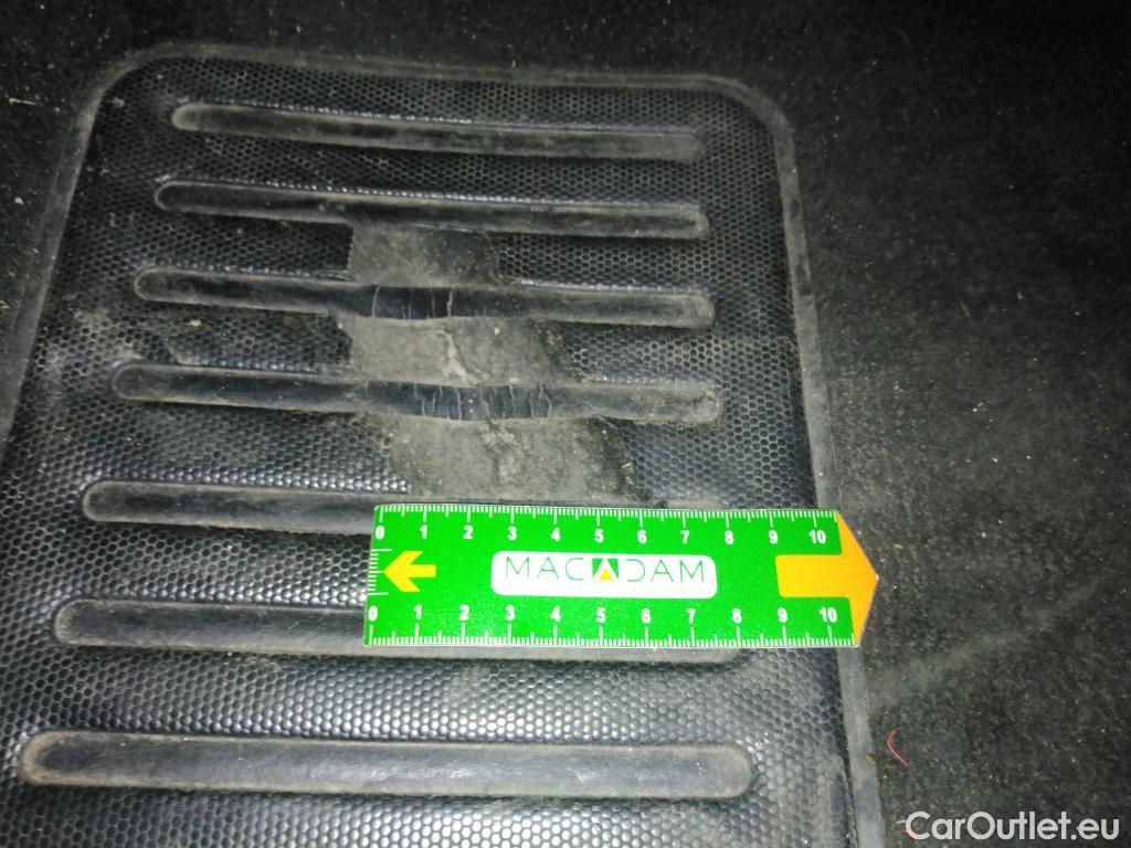  Citroen  C3  Feel Business 1.6 BlueHDi 75CV BVM5 E6 #3
