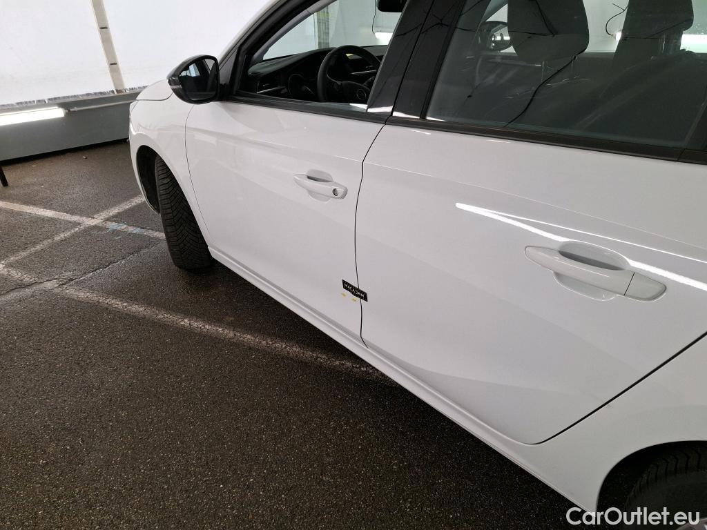  Opel  Corsa  F Elegance Business 1.2 Turbo 100CV BVM6 E6d #20
