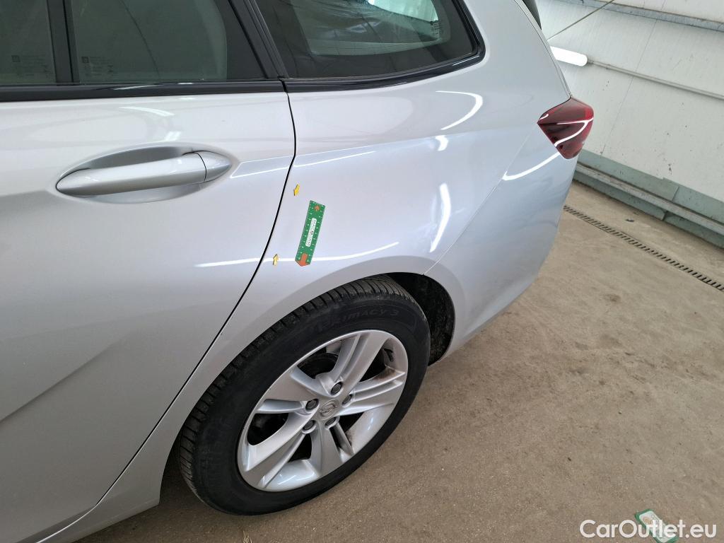  Opel  Insignia  B Sports Tourer Business Elegance 1.5 120CV BVA8 E6d #1