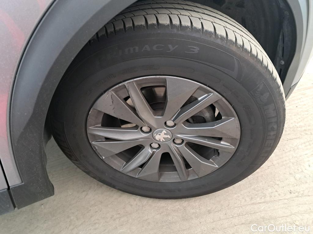  Peugeot  2008 PEUGEOT  / 2019 / 5P / Crossover PureTech 130 S&S EAT8 ACTIVE PACK #3