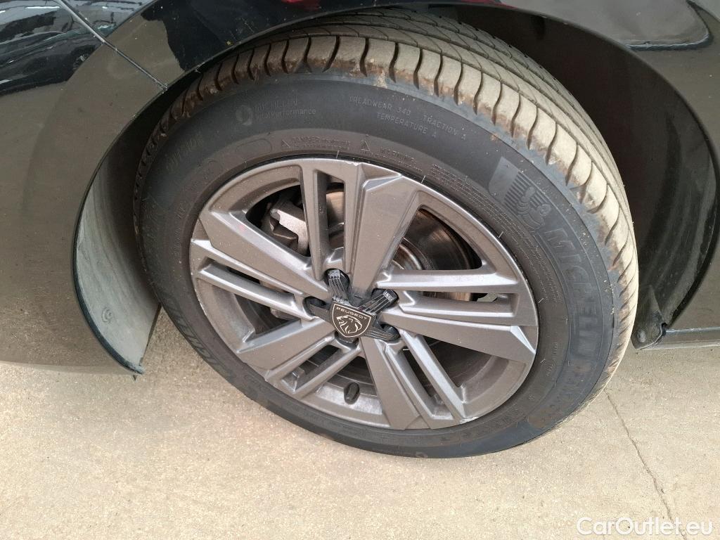  Peugeot  308  Active Pack 1.2 PureTech 130CV BVM6 E6d #49