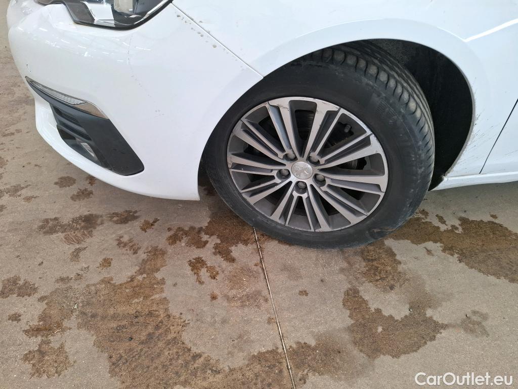  Peugeot  308  Allure Business 1.2 PureTech 130CV E6d #12