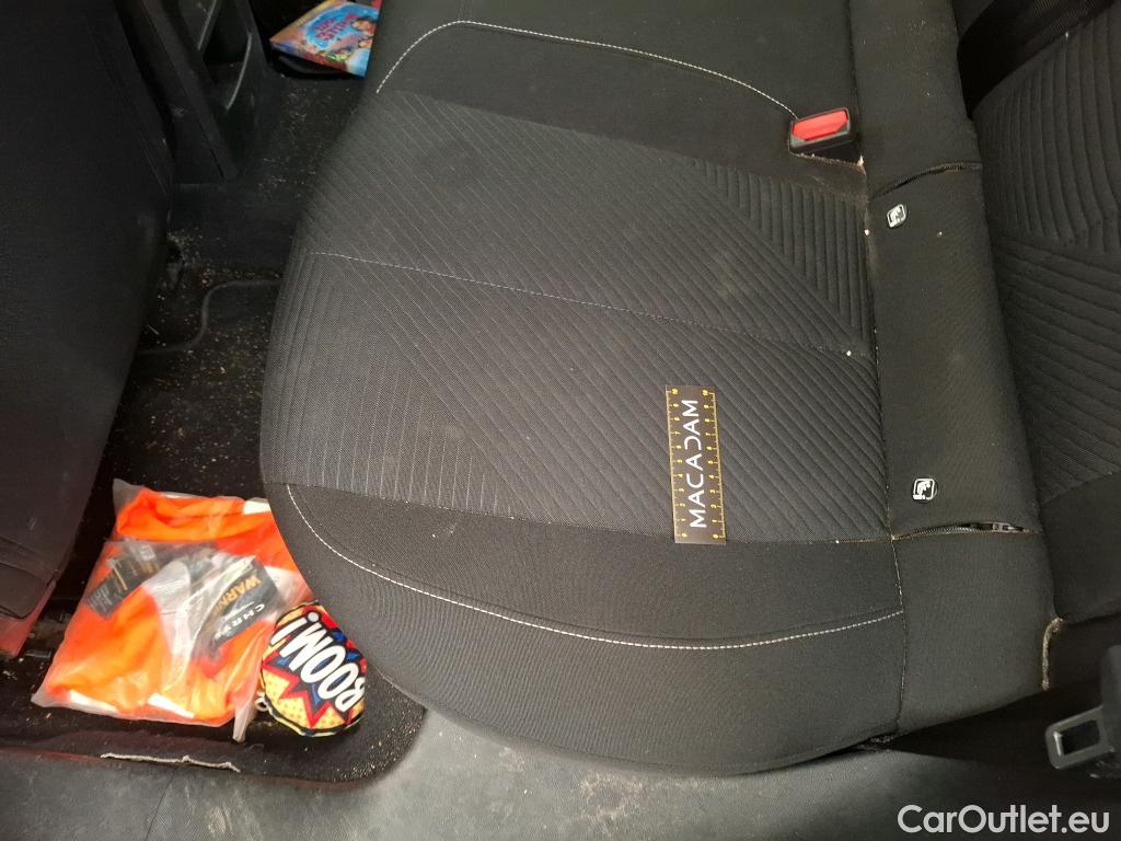  Peugeot  308 PEUGEOT  SW / 2021 / 5P / Break BlueHDi 130 EAT8 ACTIVE PACK #45