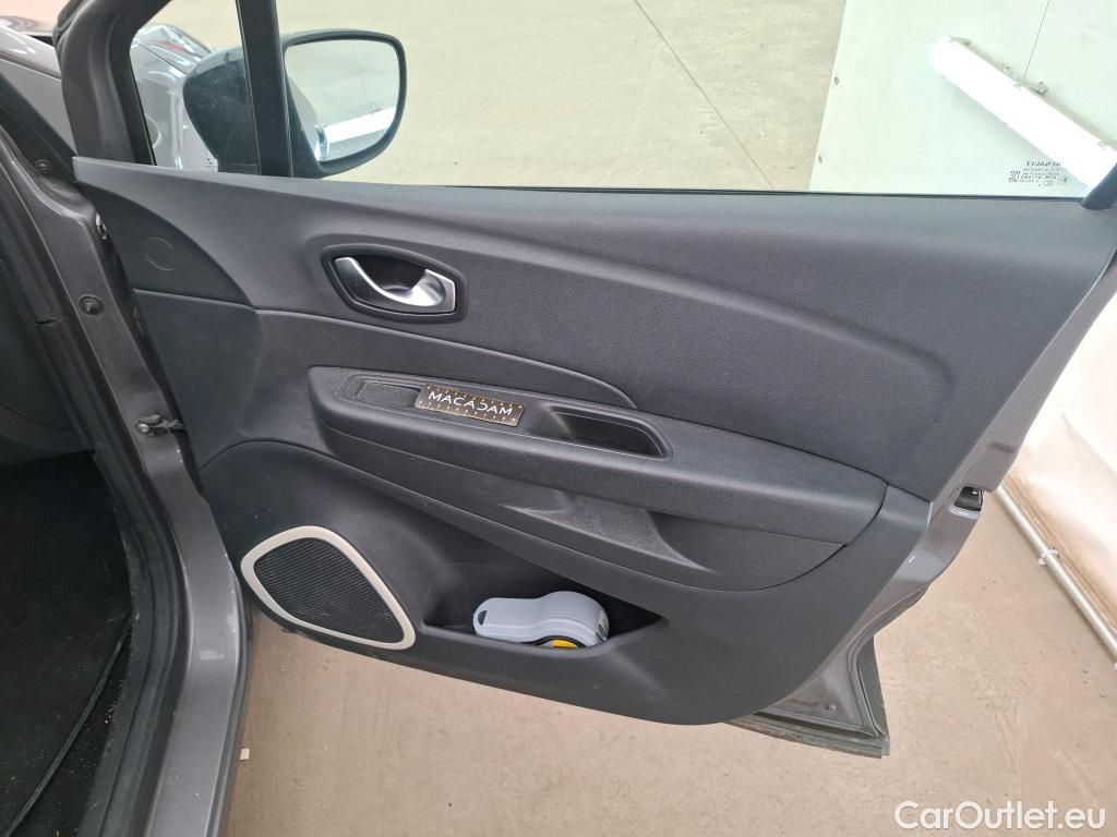  Renault  Captur  Business 0.9 TCe 90CV BVM5 E6 #44