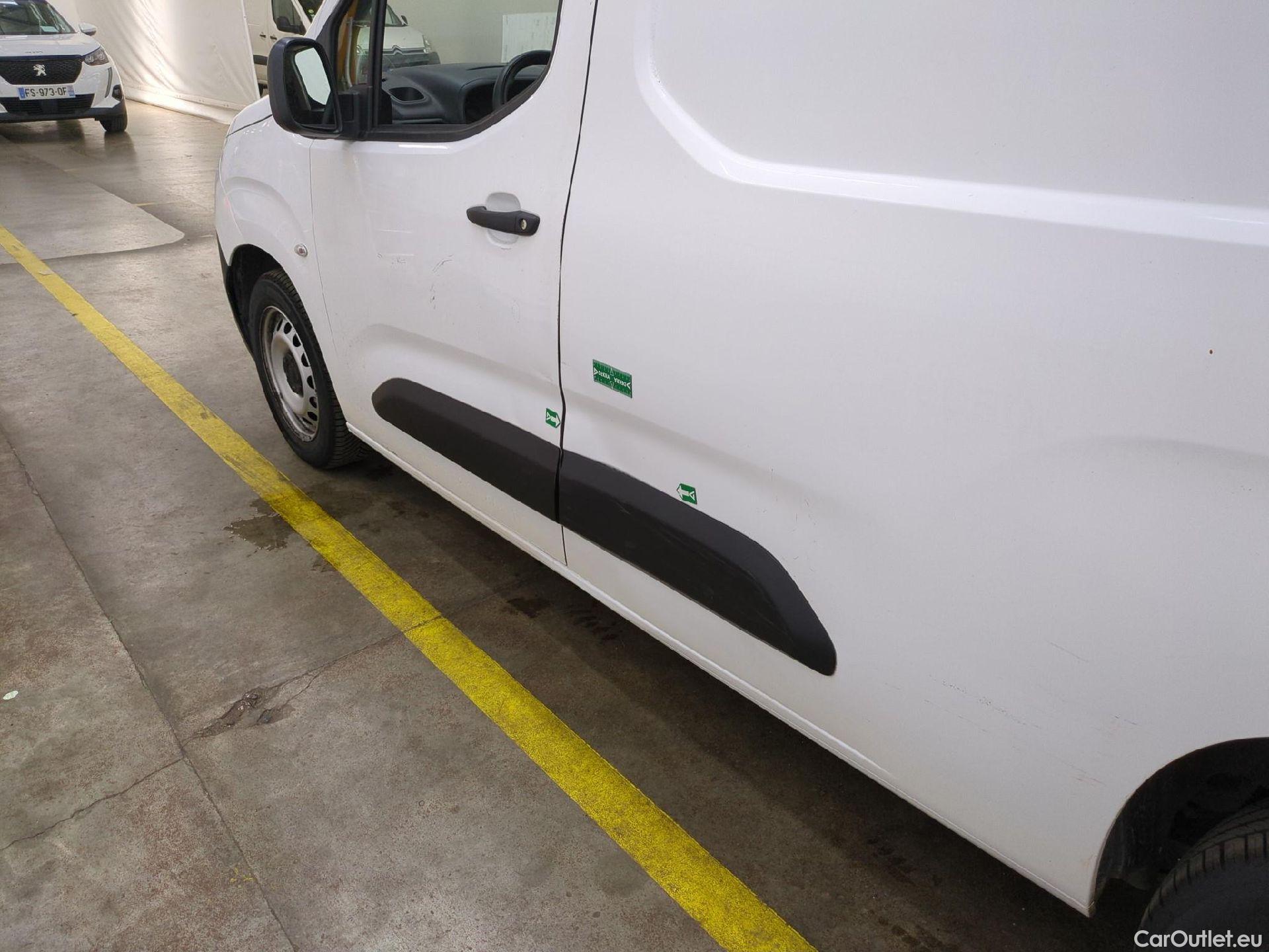  Citroen  Berlingo  Fourgon Club XL 950 1.5 BlueHDi 100CV BVM5 E6dT #24