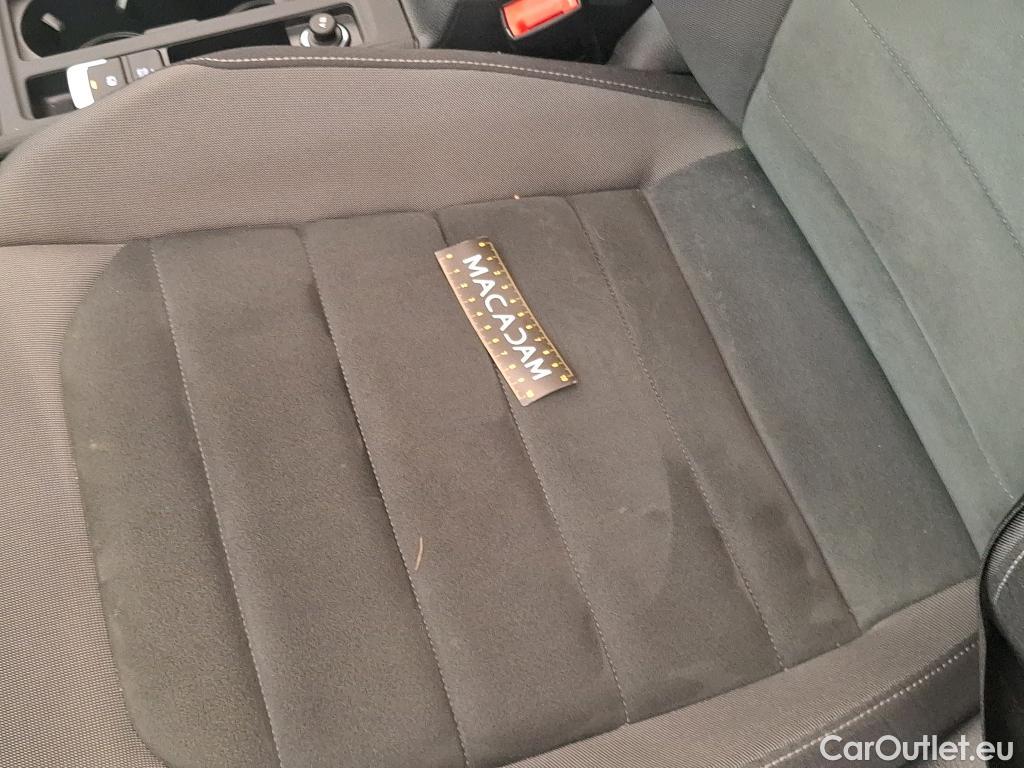  Volkswagen  Golf  VII Berline Carat BMT 1.5 TSI 150CV BVA7 E6dT #11