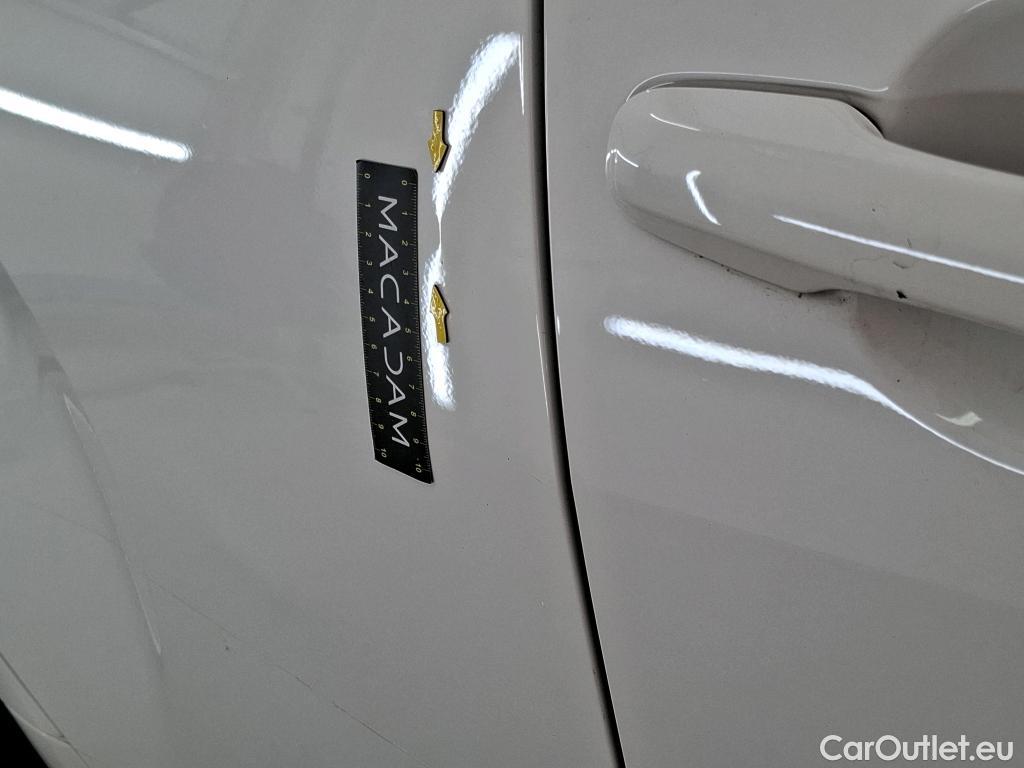  Toyota  Yaris TOYOTA  Hybride / 2019 / 5P / Berline Hybride 116h Dynamic Business Stage Acad #15