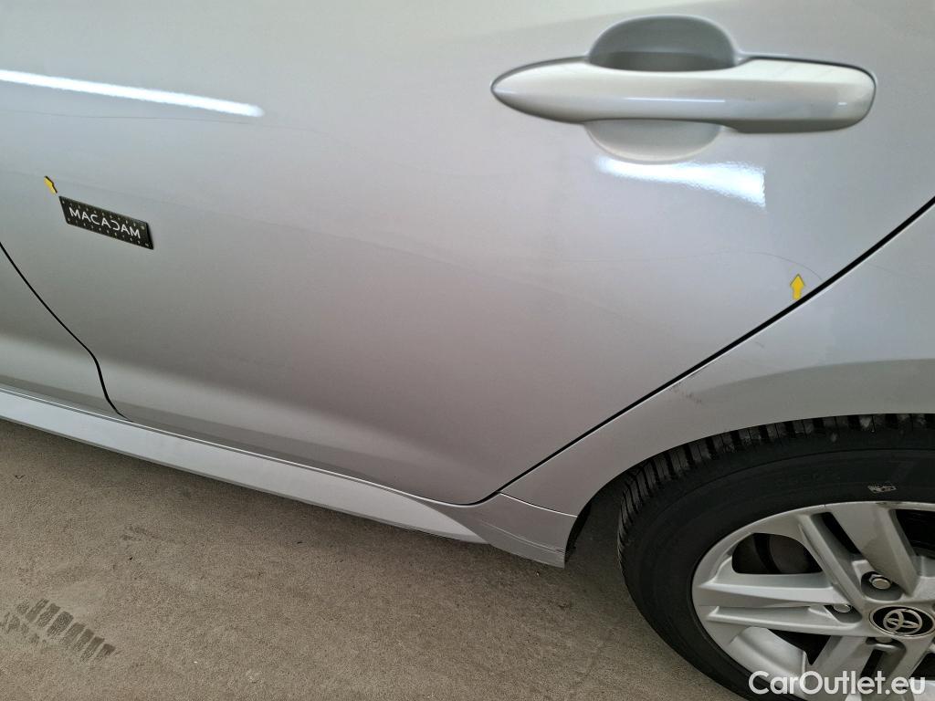 Toyota  Corolla TOYOTA  / 2018 / 5P / Berline Hybride 122h Dynamic Business Stage Acad #15