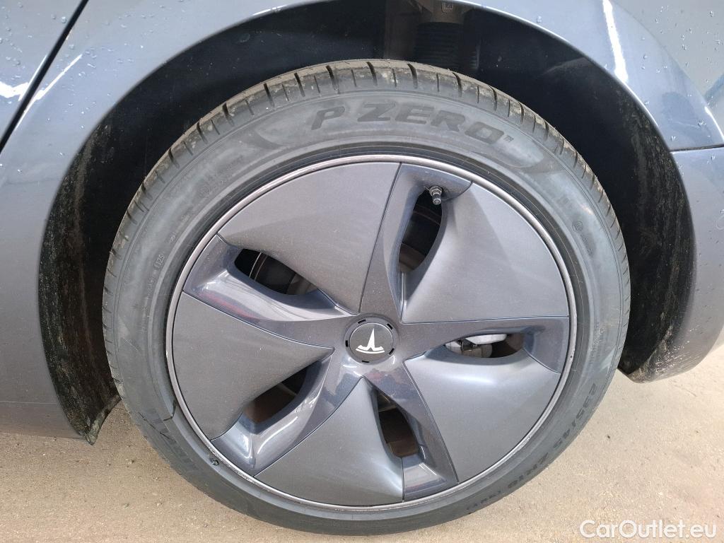  Tesla  Model 3 TESLA  / 2018 / 4P / Berline Long Range Dual Motor AWD #17