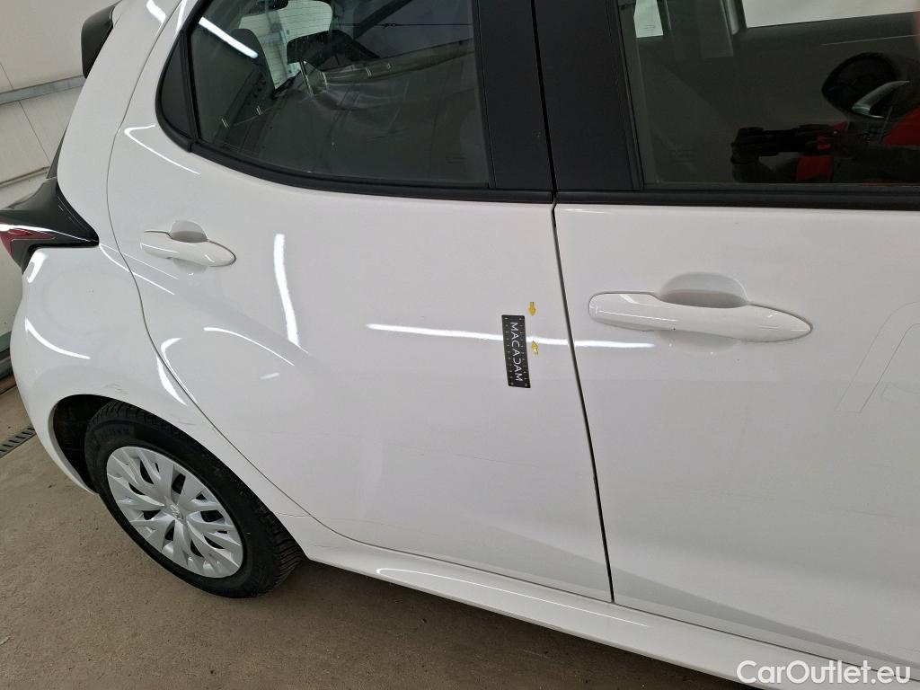  Toyota  Yaris TOYOTA  Hybride / 2019 / 5P / Berline Hybride 116h Dynamic Business Stage Acad #14