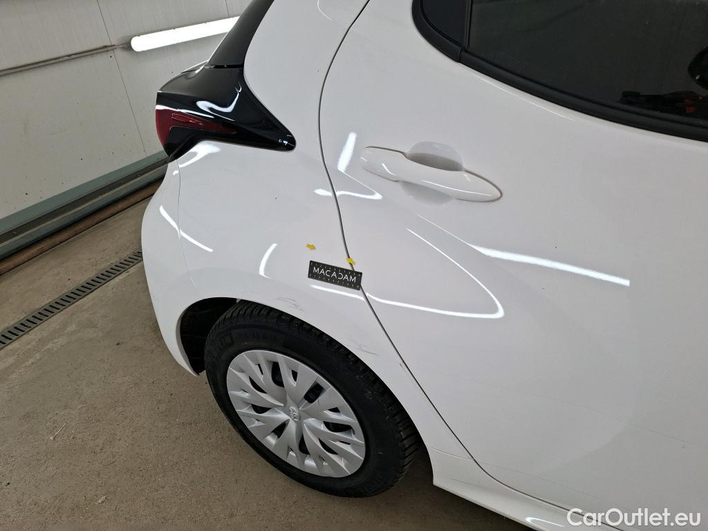  Toyota  Yaris TOYOTA  Hybride / 2019 / 5P / Berline Hybride 116h Dynamic Business Stage Acad #1