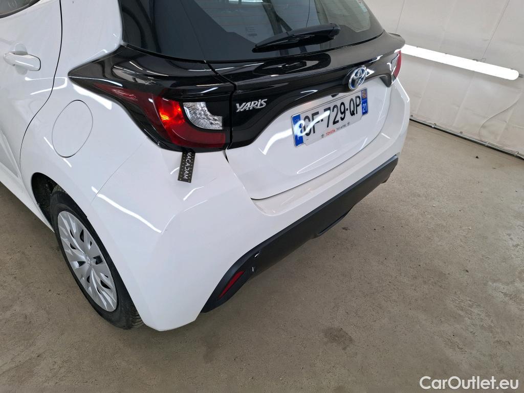  Toyota  Yaris TOYOTA  Hybride / 2019 / 5P / Berline Hybride 116h Dynamic Business Stage Acad #3