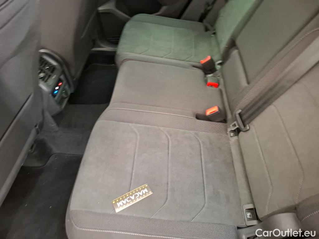  Volkswagen  Tiguan VOLKSWAGEN  / 2020 / 5P / SUV 2.0 TDI 150 DSG7 Elegance #6