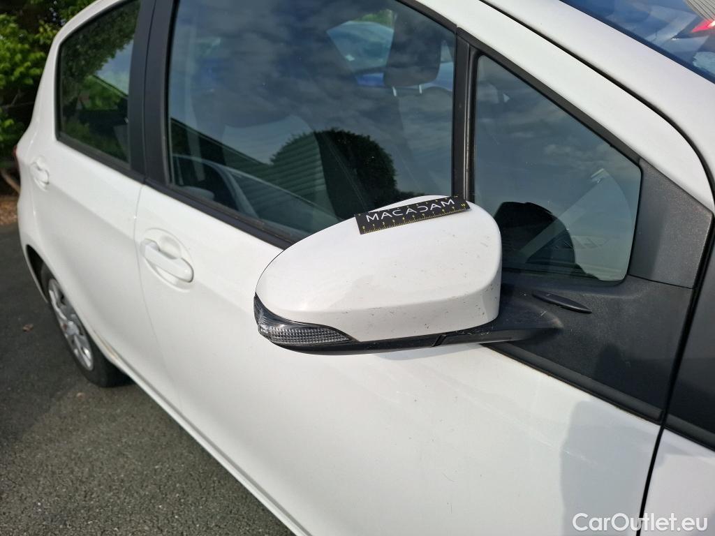  Toyota  Yaris TOYOTA  Hybride / 2017 / 5P / Berline 1.5 VVT-I HYBRID France Business #9