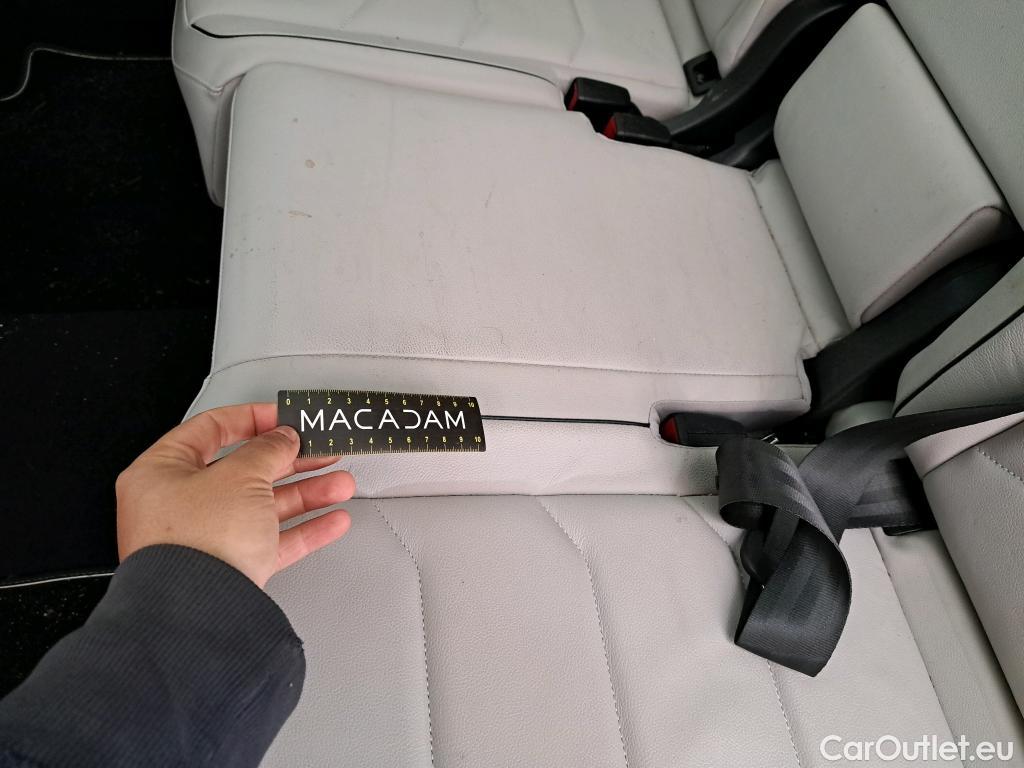  Volkswagen  Tiguan VOLKSWAGEN  Allspace / 2017 / 5P / SUV 2.0 TDI 150 DSG7 Carat Exclusive 4Motion #13