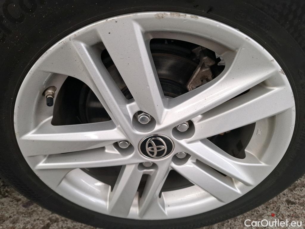 Toyota  Corolla TOYOTA  Touring Sports / 2018 / 5P / Break Hybride 122h Dynamic Business Supp Lomb #17