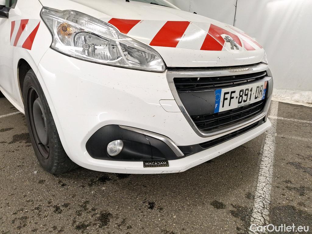  Peugeot  208  Affaire Premium Pack 1.2 80CV BVM5 E6dT #6